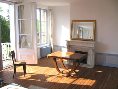Large Bedroom